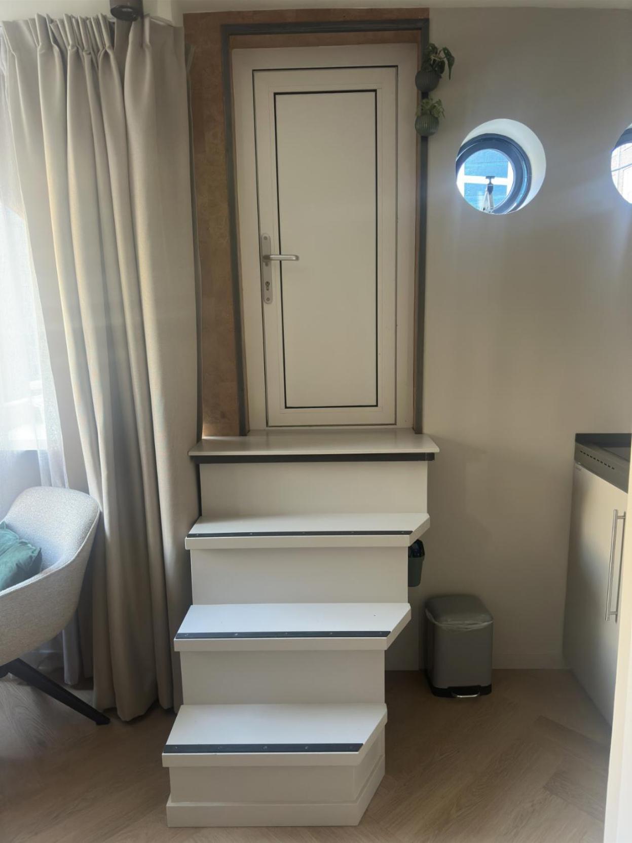 Houseboat Bnb The Floating Nest Amesterdão Exterior foto