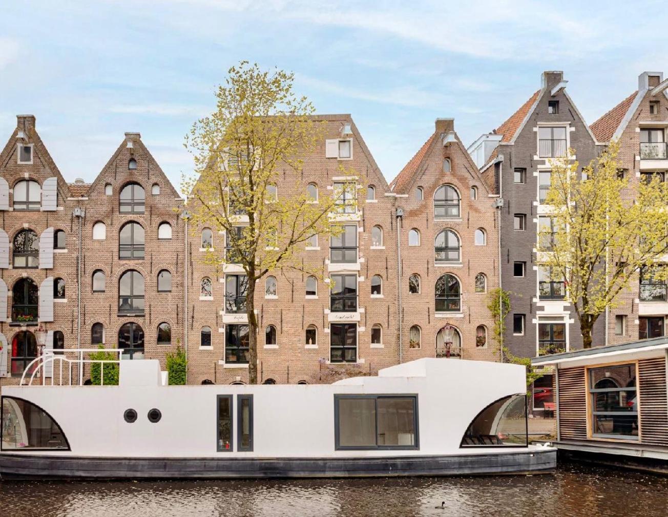 Houseboat Bnb The Floating Nest Amesterdão Exterior foto